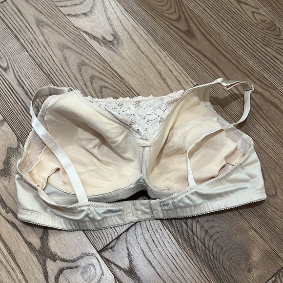 Nude bra size 44B - Picture 4 of 9